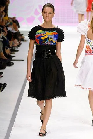Look 15